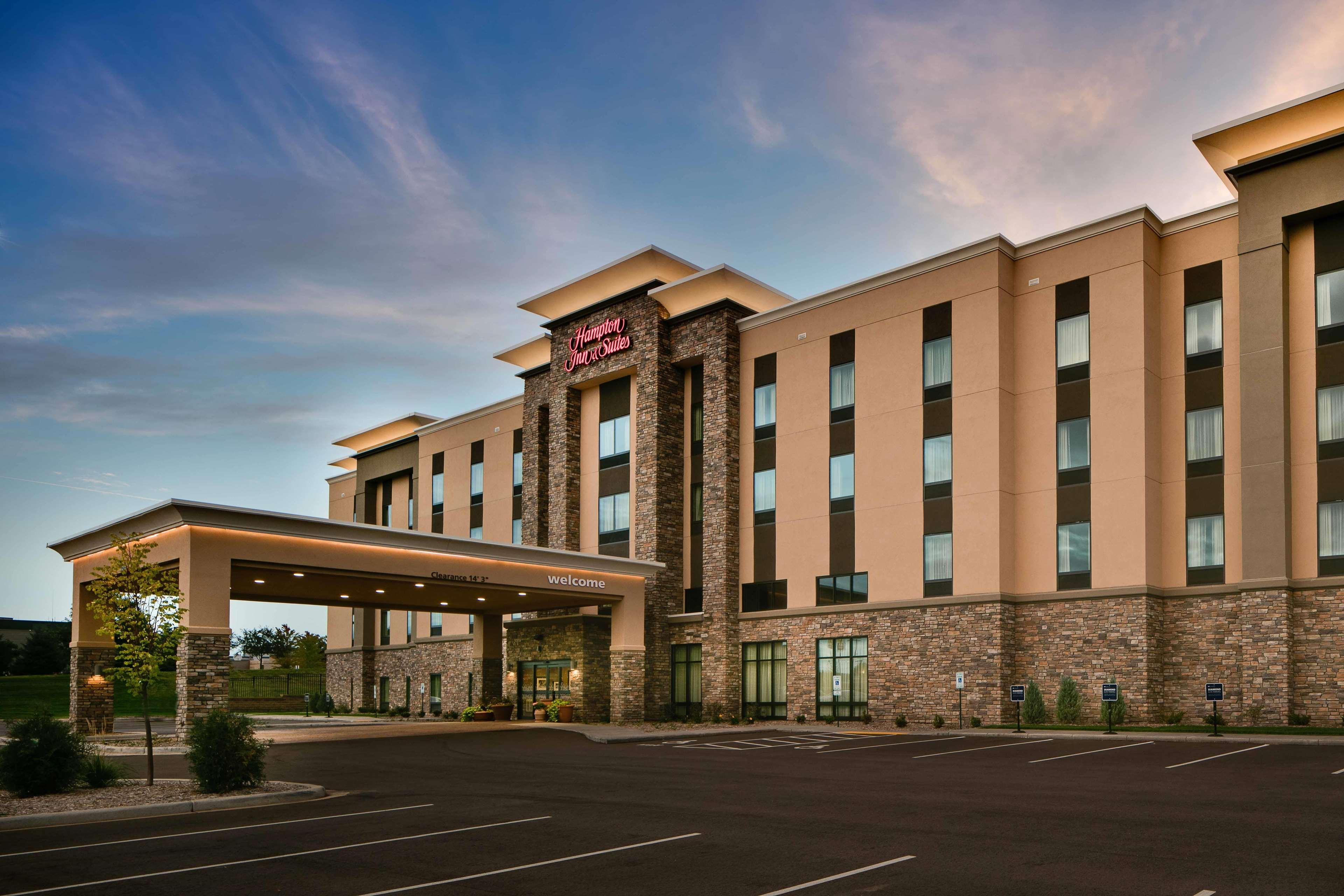 Hampton Inn & Suites-Hudson Wisconsin Exterior photo